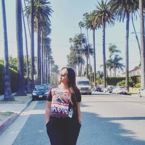 Meet your Posher, Valeria